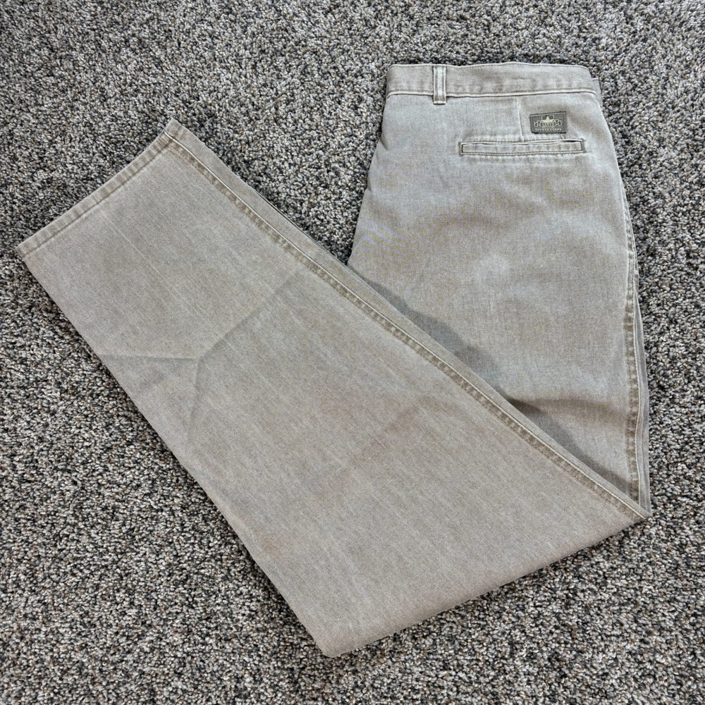 Levi's Khakis Men's 36x32 Mobile Corps Pleated Pants Tan Khaki Vintage Style